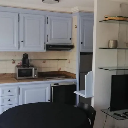 3-room Near Old Antibes, Sea View, 54m2, 3 Pieces Apartmán
