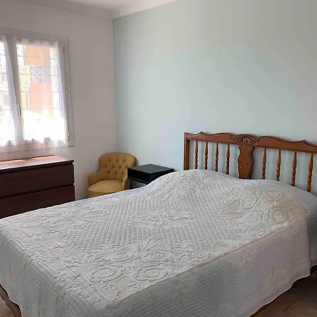 3-room Near Old Antibes, Sea View, 54m2, 3 Pieces Apartmán